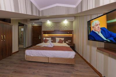 ویزیون دلوکس هتل