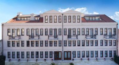 1890 سوییت هتل