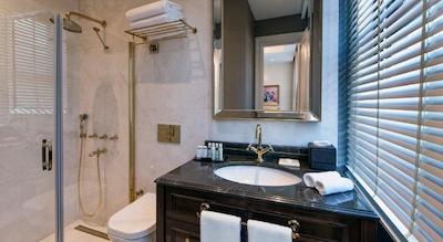 1890 سوییت هتل