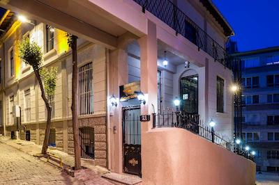 المنت گاردن هتل