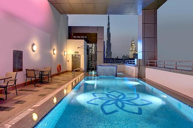 ROYAL CONTINENTAL SUITES