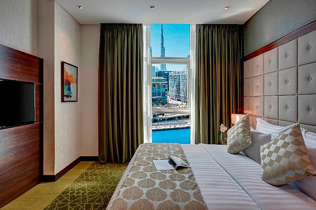 ROYAL CONTINENTAL SUITES