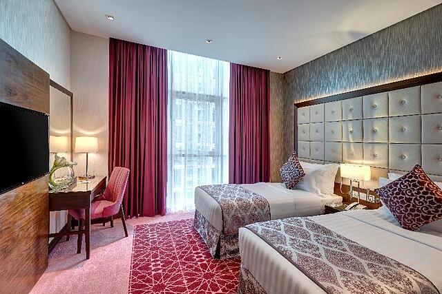 ROYAL CONTINENTAL SUITES