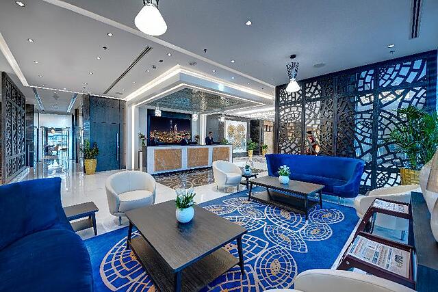 ROYAL CONTINENTAL SUITES