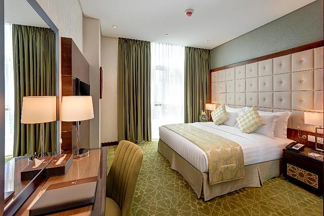 ROYAL CONTINENTAL SUITES