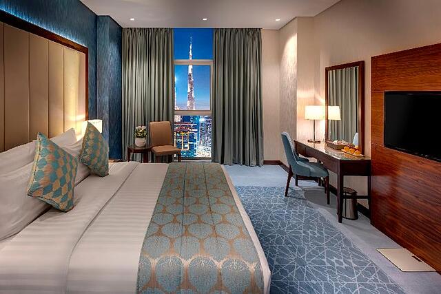 ROYAL CONTINENTAL SUITES