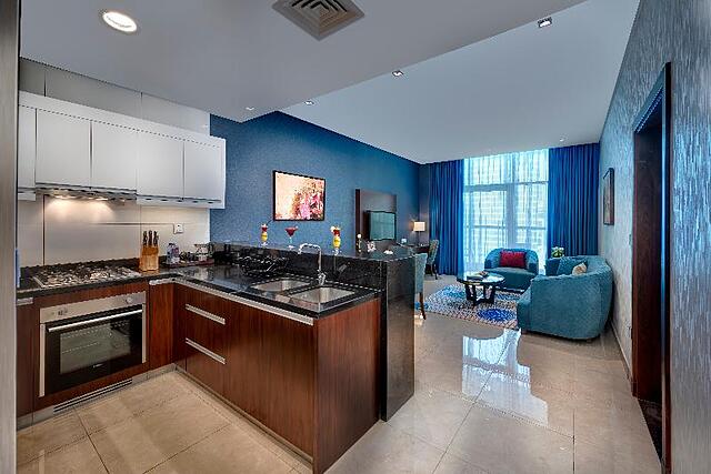 ROYAL CONTINENTAL SUITES