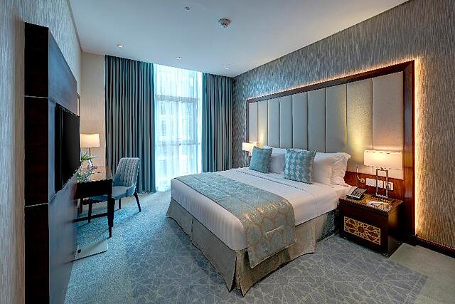 ROYAL CONTINENTAL SUITES