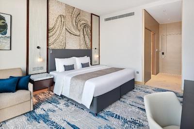 نواتل دوبی گلد دیستریکت