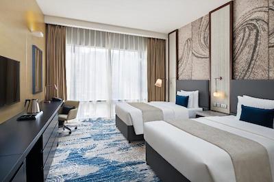 نواتل دوبی گلد دیستریکت