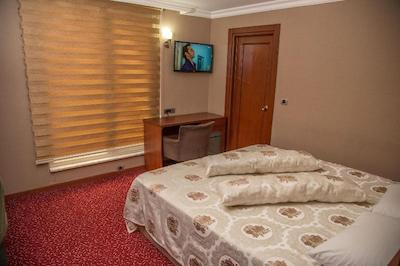 گرند مرین ایرپورت هتل