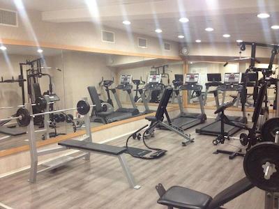 گرند مرین ایرپورت هتل