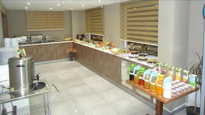 گرند مرین ایرپورت هتل