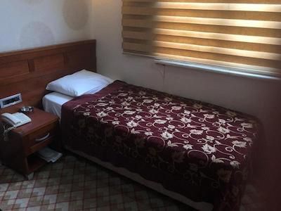 گرند مرین ایرپورت هتل