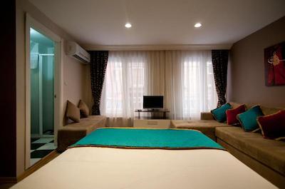 کاموندو آپارتمنتز