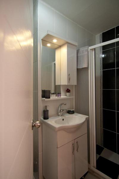 کاموندو آپارتمنتز