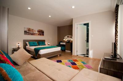 کاموندو آپارتمنتز