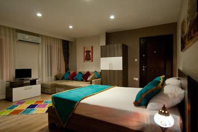 کاموندو آپارتمنتز