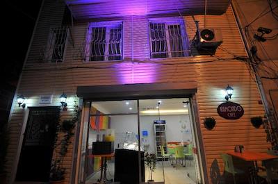 کاموندو آپارتمنتز