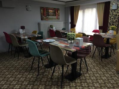 هتل متروپول