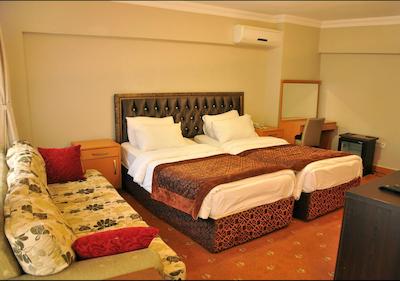 پالاس پوینت هتل