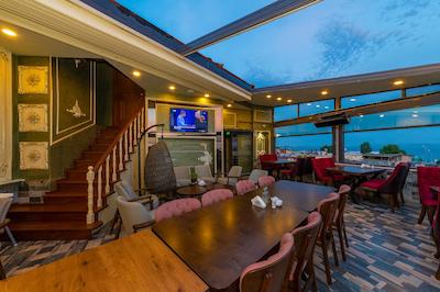 گلدن سند هتل