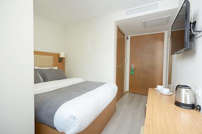 کارتال پالاس تکسیم اسکویر