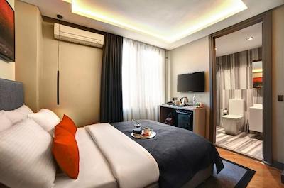 کپیتال سویتز هتل