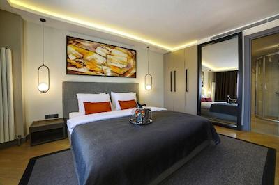 کپیتال سویتز هتل