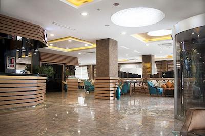 رایز آرون بیزینس هتل مرتر