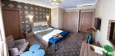 رایز آرون بیزینس هتل مرتر