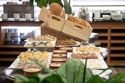 رایز آرون بیزینس هتل مرتر