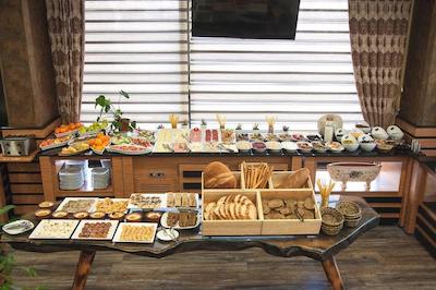 رایز آرون بیزینس هتل مرتر