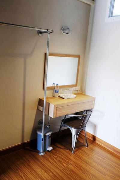 این استیشنز هاستل