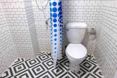 این استیشنز هاستل