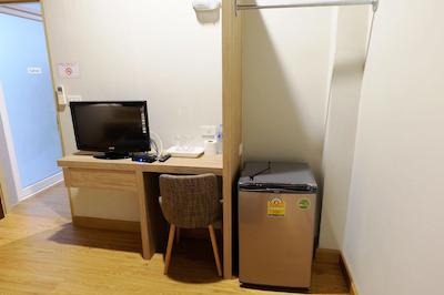 این استیشنز هاستل