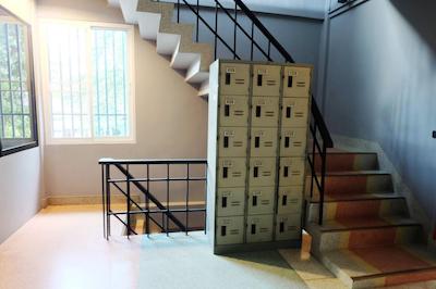 این استیشنز هاستل