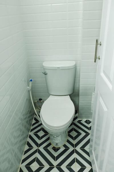 این استیشنز هاستل