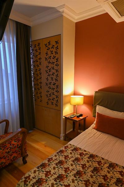 نامبر ۱۱ هتل آپارتمنتز