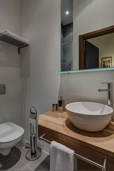 نامبر ۱۱ هتل آپارتمنتز