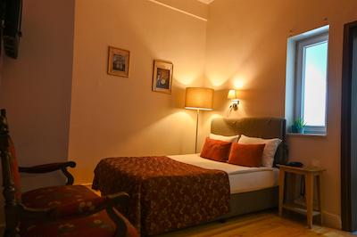 نامبر ۱۱ هتل آپارتمنتز