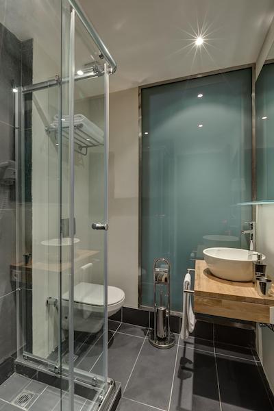 نامبر ۱۱ هتل آپارتمنتز