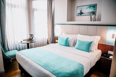 جونو هتل تکسیم