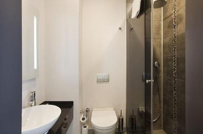 جونو هتل تکسیم