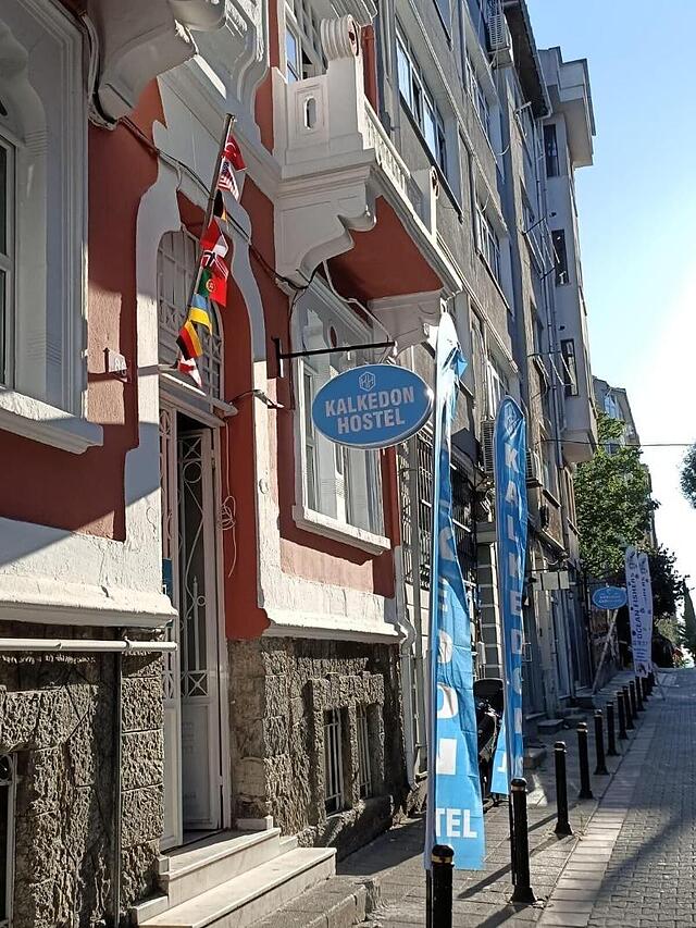 کالکدون هاستل