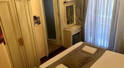 لا پتیت مایسون