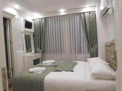 لا پتیت مایسون