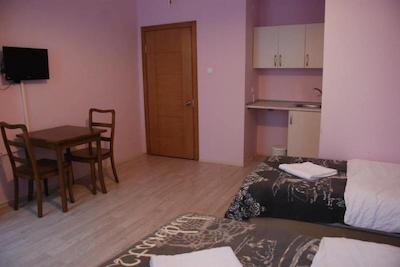 پافین هاستل