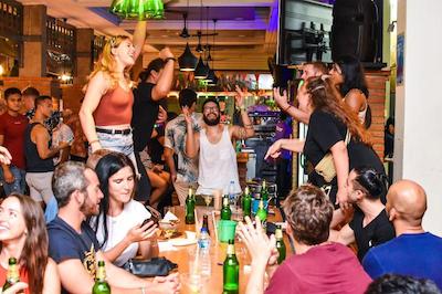 مد مانکی بانگوک هاستل ادالتز اونلی