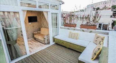 والنوت شل هتل